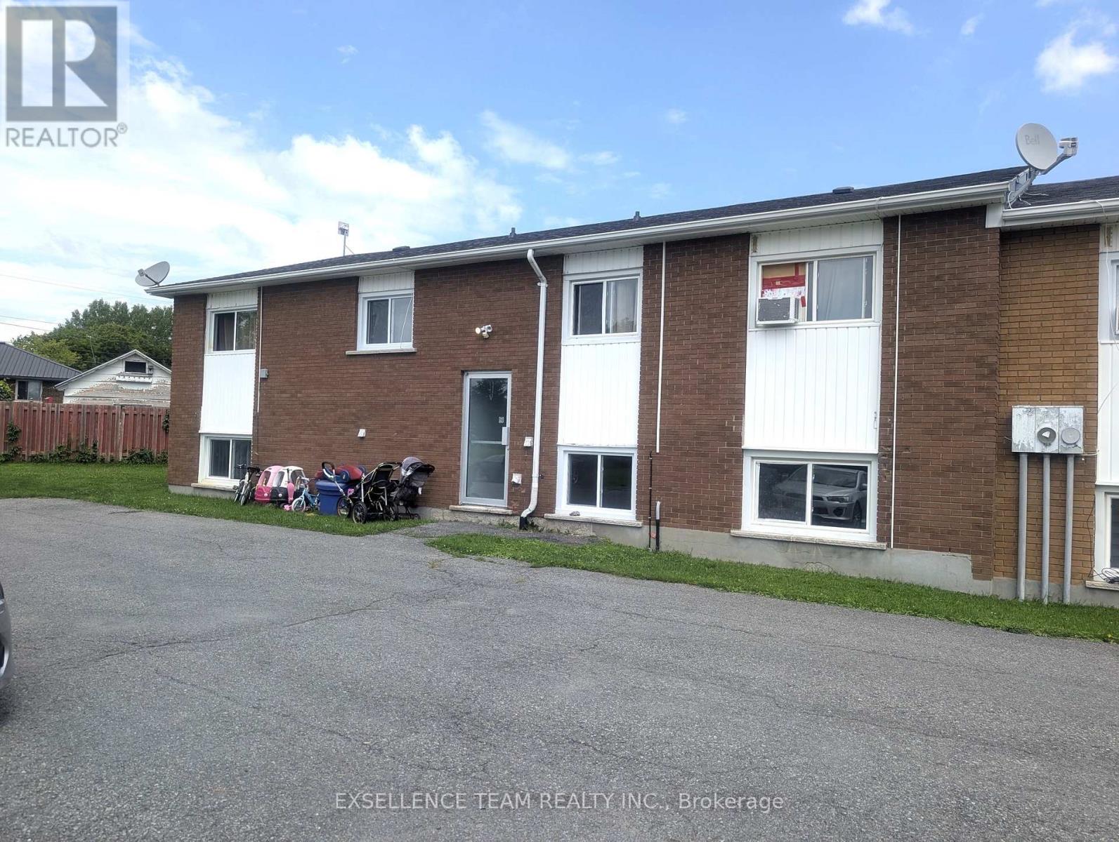 1452 St Michel Avenue, Cornwall, Ontario  K6H 3M8 - Photo 2 - X13654796
