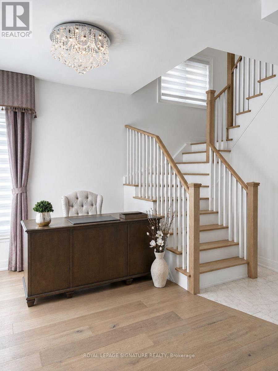308 King Road, Richmond Hill, Ontario  L4E 1H4 - Photo 6 - N13629018