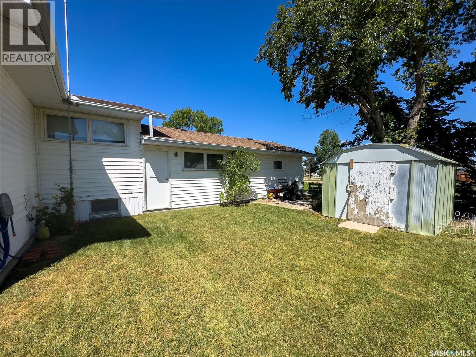 554 Butte Street, Central Butte, Saskatchewan  S0H 0T0 - Photo 19 - SK045009