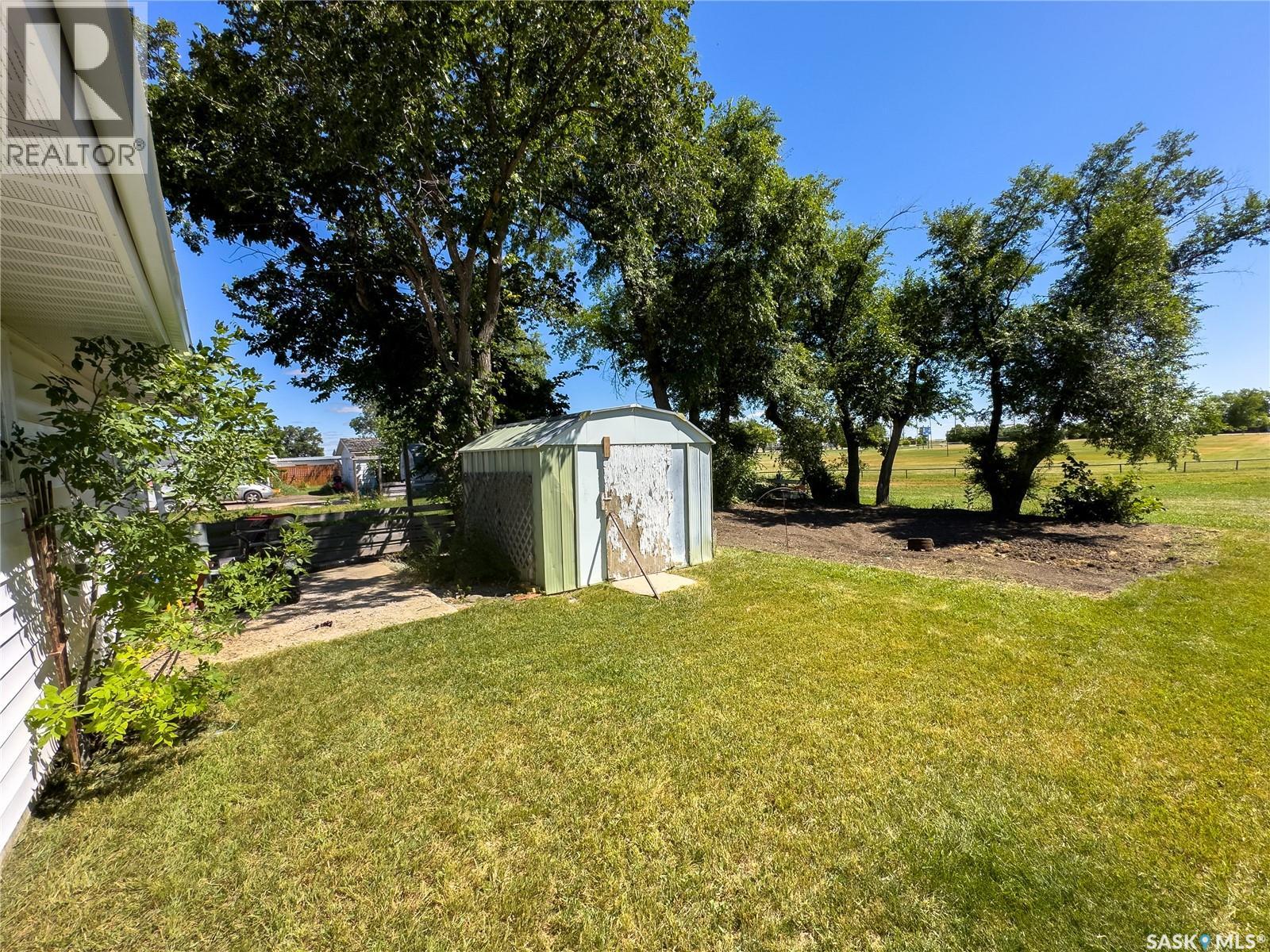 554 Butte Street, Central Butte, Saskatchewan  S0H 0T0 - Photo 20 - SK045009