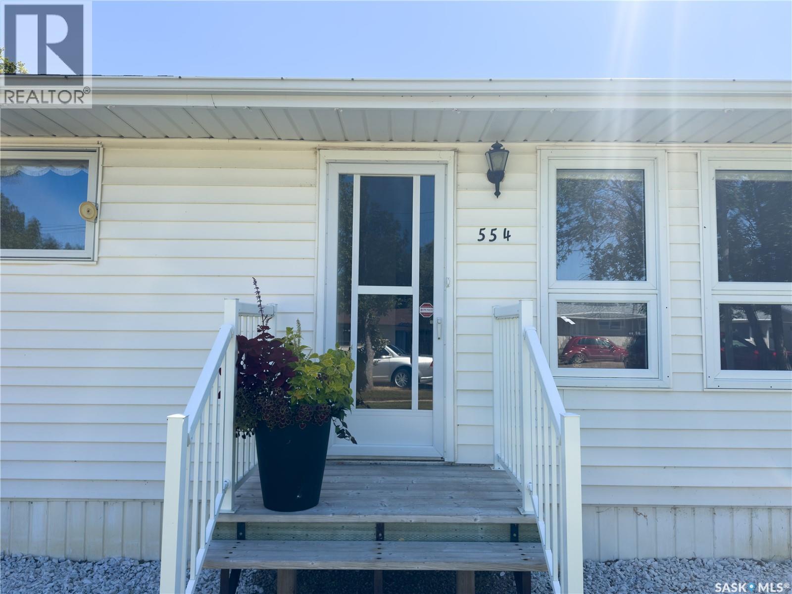 554 Butte Street, Central Butte, Saskatchewan  S0H 0T0 - Photo 4 - SK045009