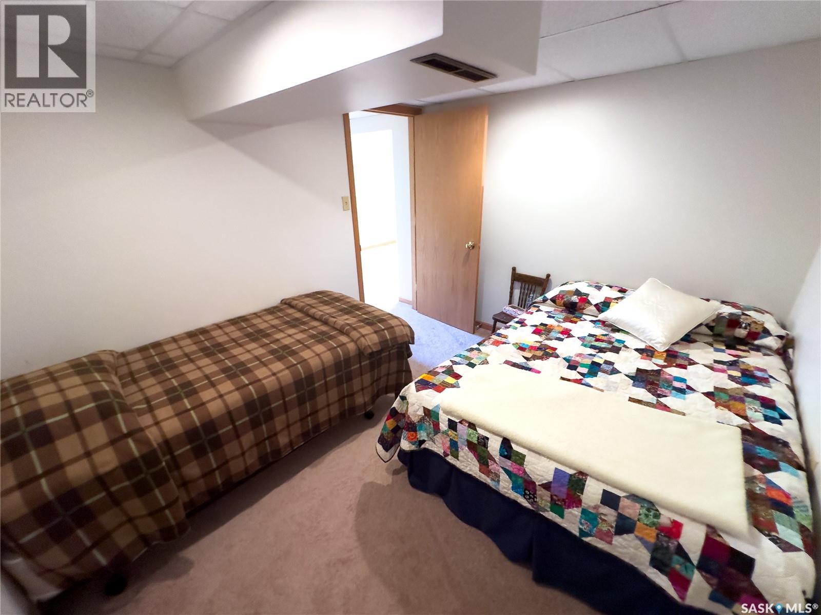 554 Butte Street, Central Butte, Saskatchewan  S0H 0T0 - Photo 44 - SK045009