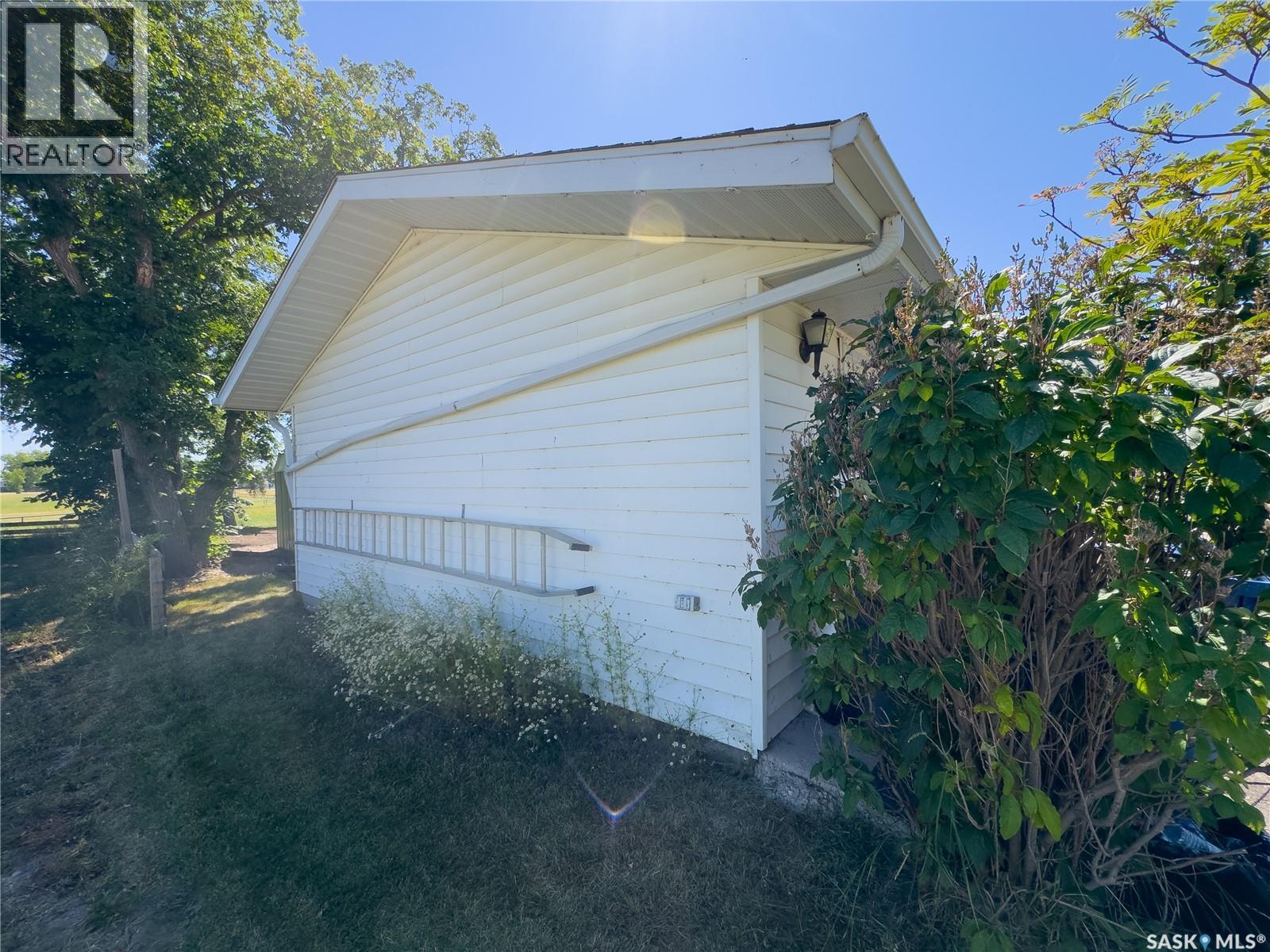 554 Butte Street, Central Butte, Saskatchewan  S0H 0T0 - Photo 47 - SK045009