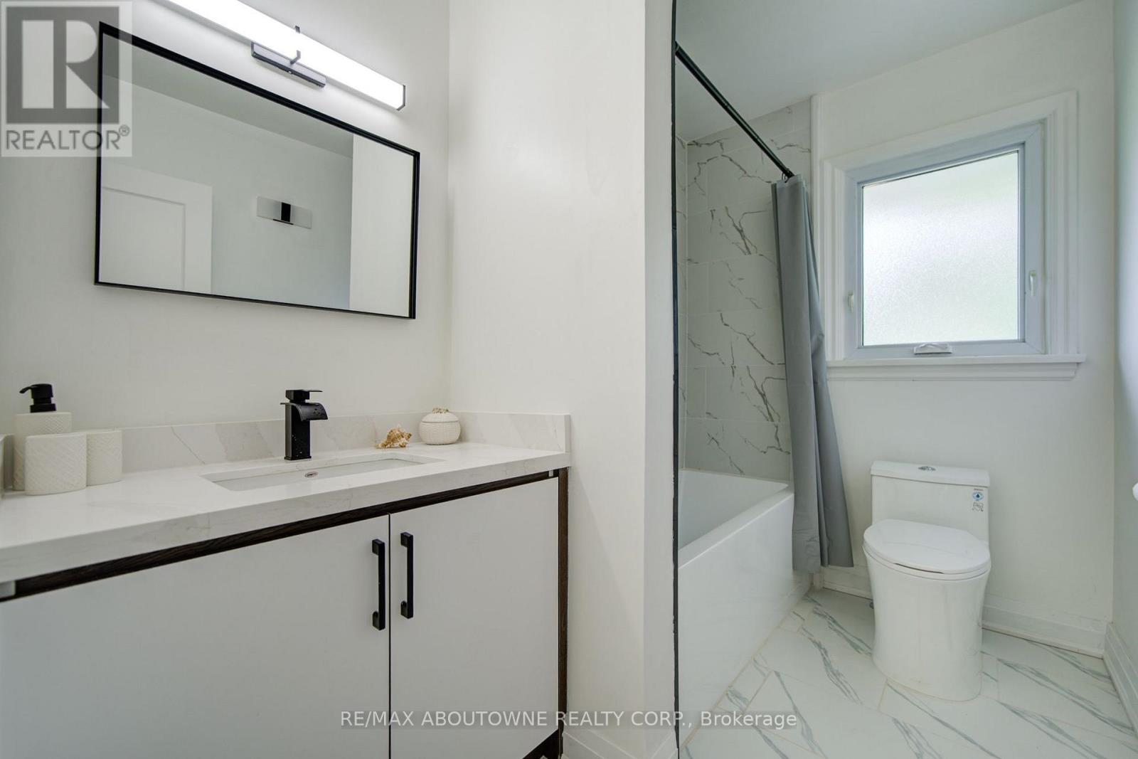 30 Dale Avenue, Hamilton, Ontario  L8G 3L9 - Photo 19 - X13654812