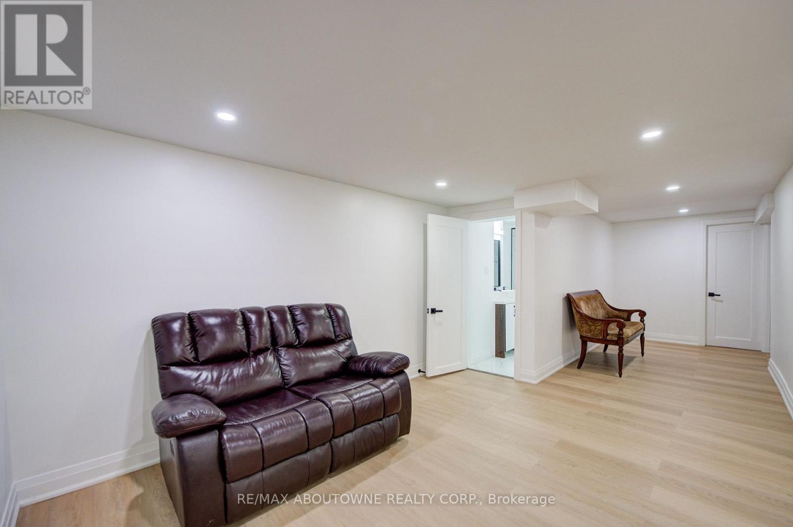 30 Dale Avenue, Hamilton, Ontario  L8G 3L9 - Photo 30 - X13654812