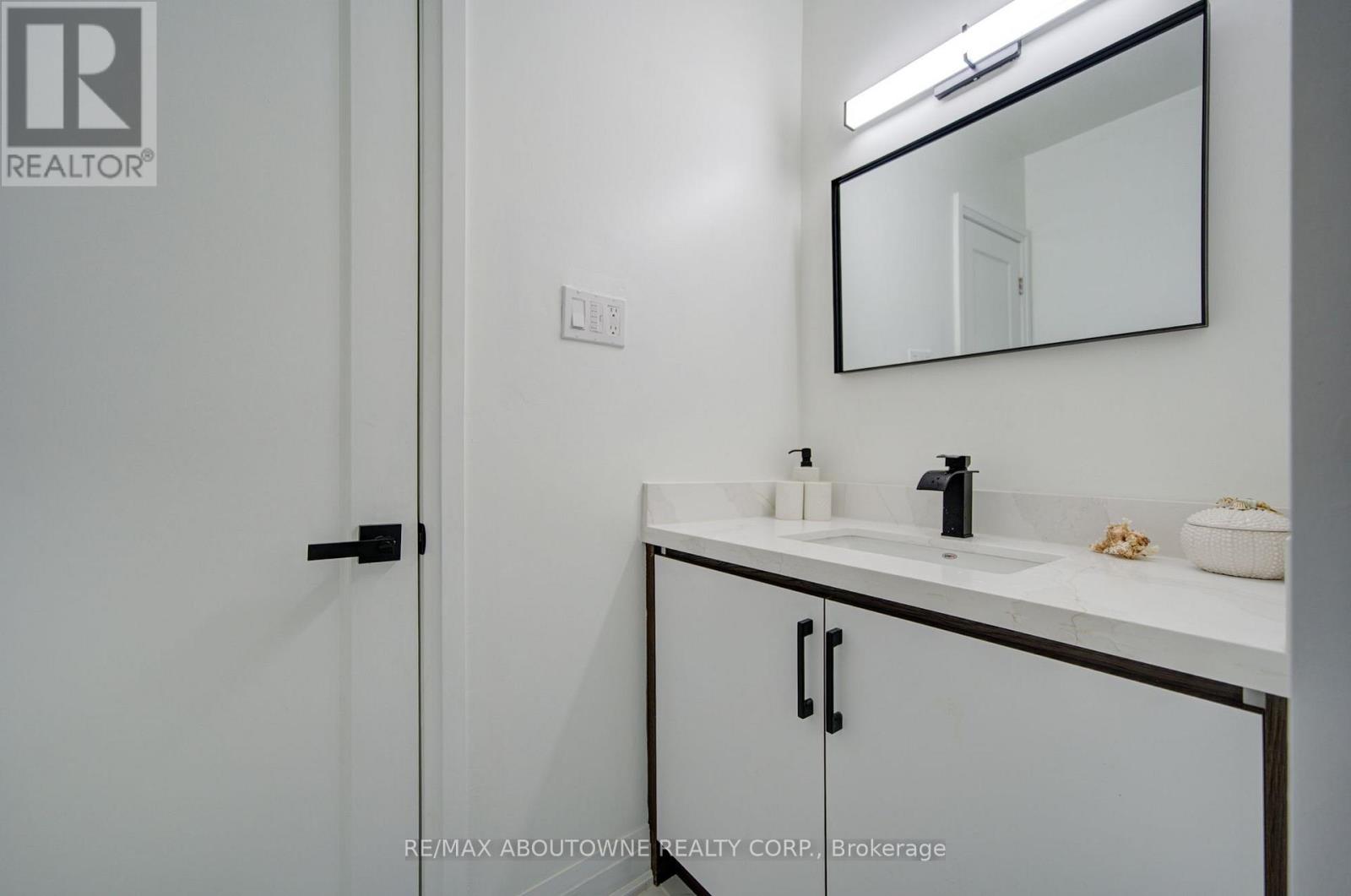 30 Dale Avenue, Hamilton, Ontario  L8G 3L9 - Photo 42 - X13654812