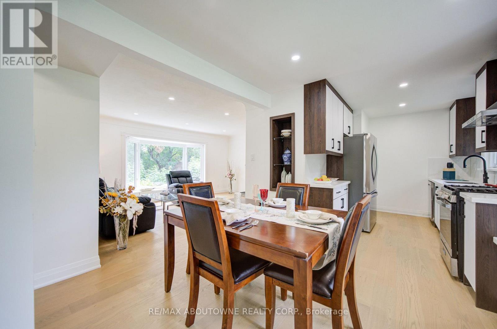 30 Dale Avenue, Hamilton, Ontario  L8G 3L9 - Photo 8 - X13654812