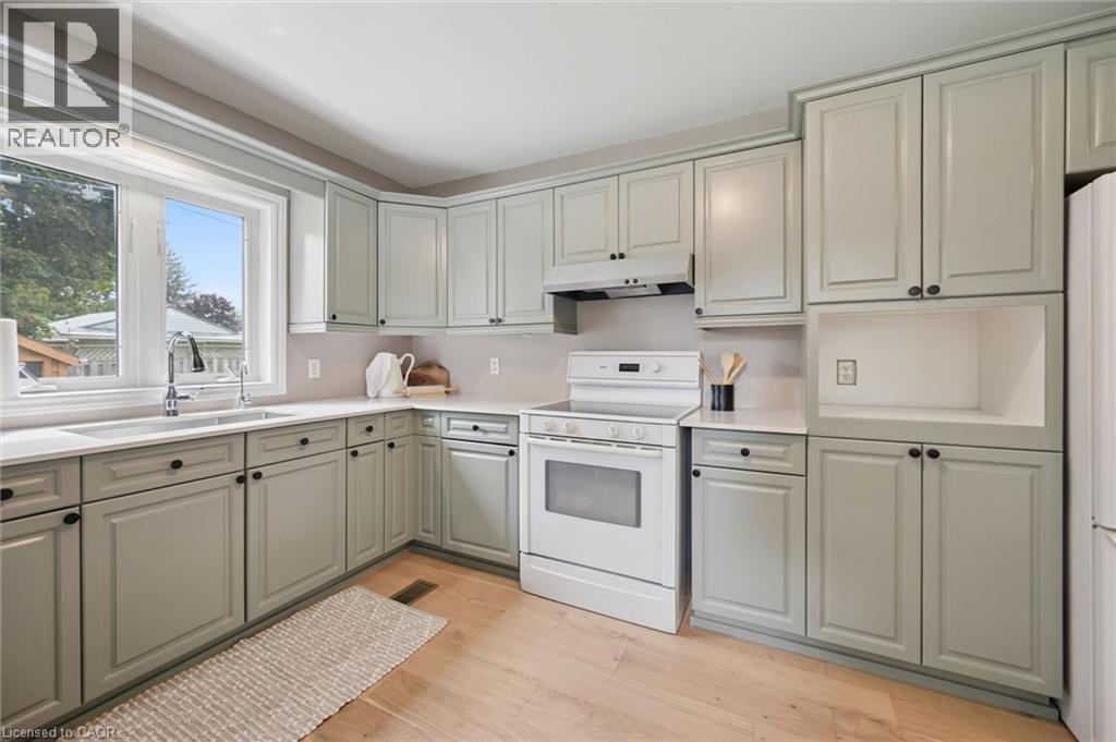534 Bishop Street N, Cambridge, Ontario  N3H 2K5 - Photo 14 - 40853391