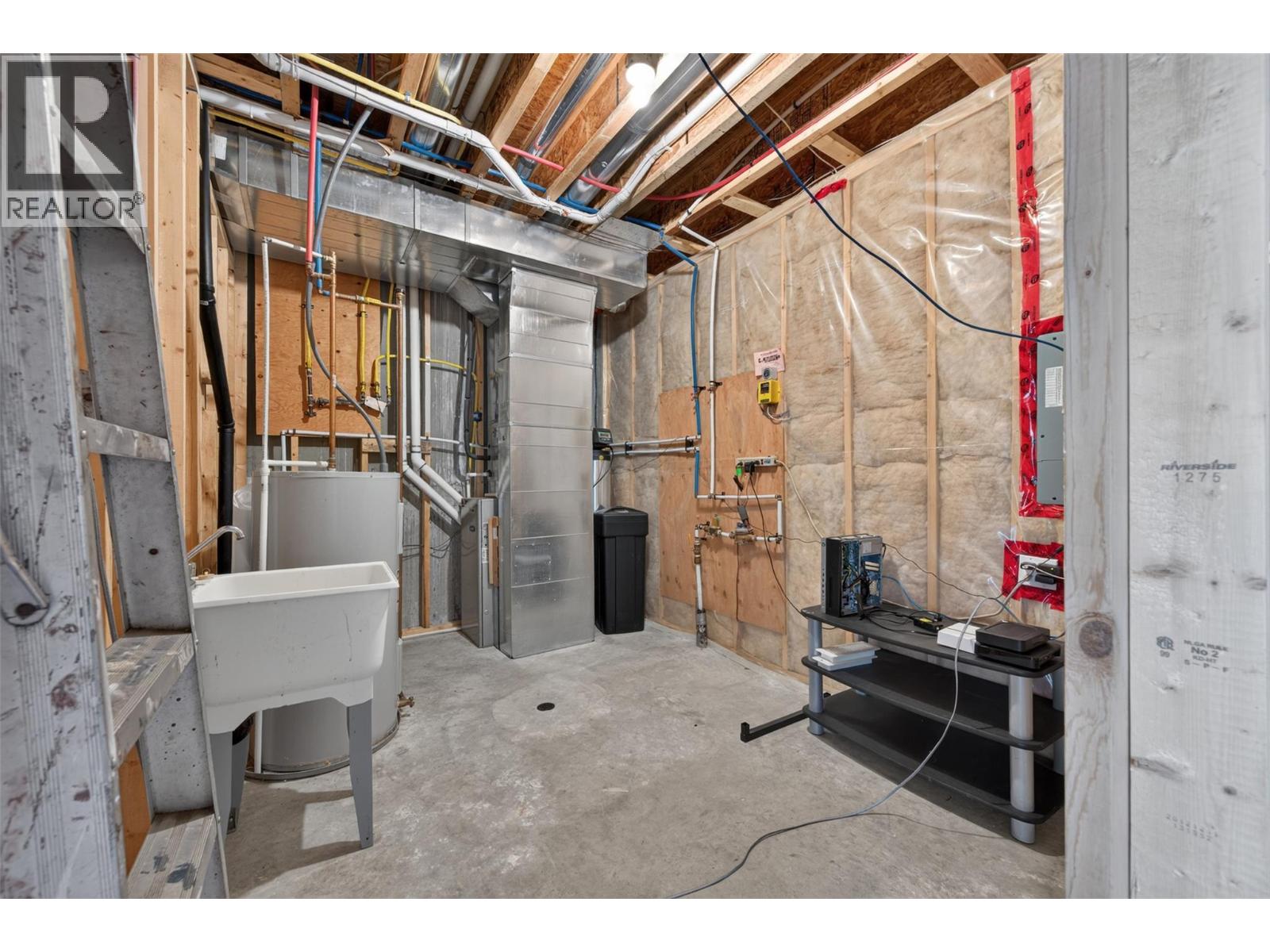 1040 Mt Revelstoke Place Unit# 14 Lot# 20, Vernon, British Columbia  V1B 4E3 - Photo 44 - 10397026