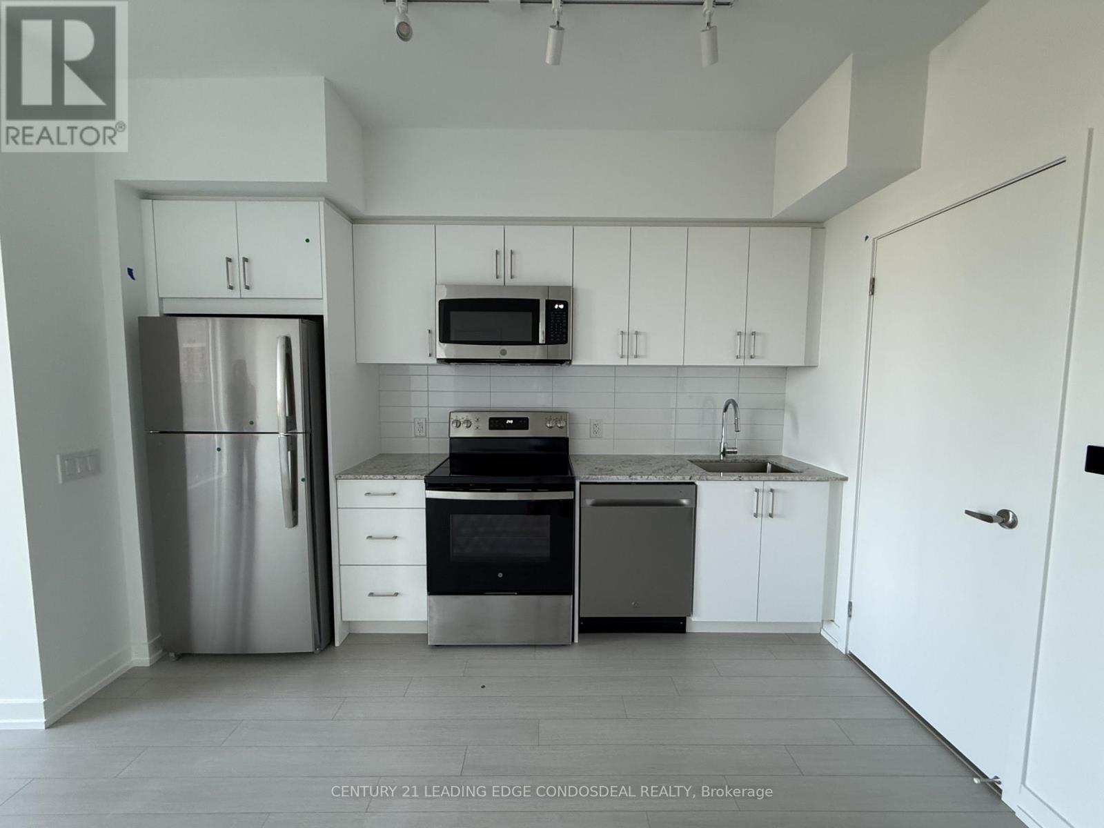 920 - 4010 Eglinton Avenue W, Toronto, Ontario  M9A 0G5 - Photo 5 - W13627032