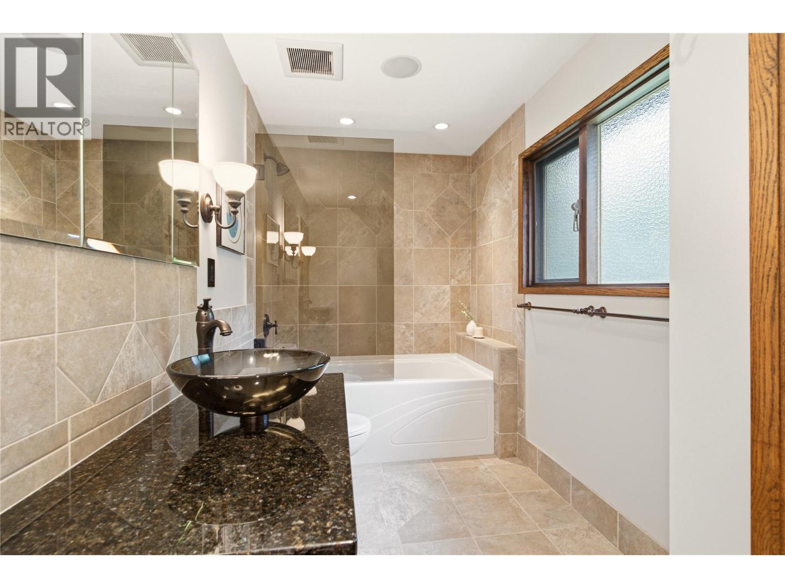 102 Sandner Road, Christina Lake, British Columbia  V0H 1E0 - Photo 33 - 10394018