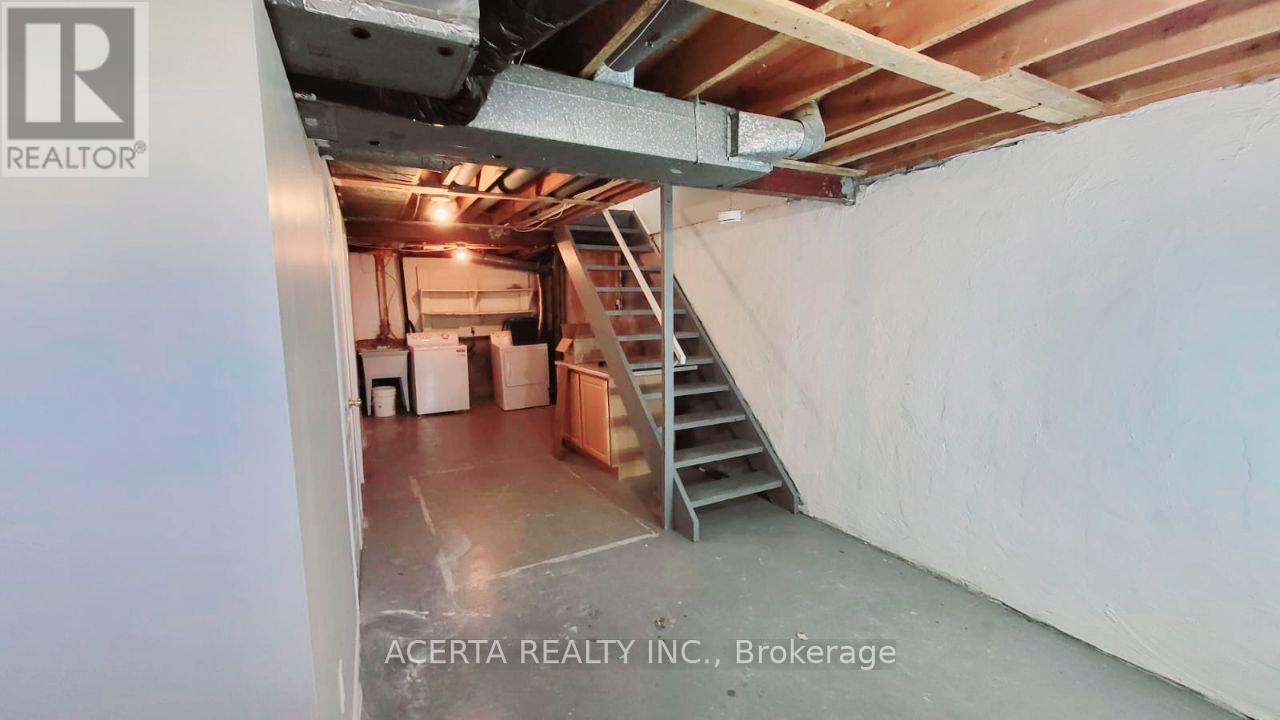 249 Teal Crescent, Ottawa, Ontario  K1E 2C3 - Photo 18 - X13654824