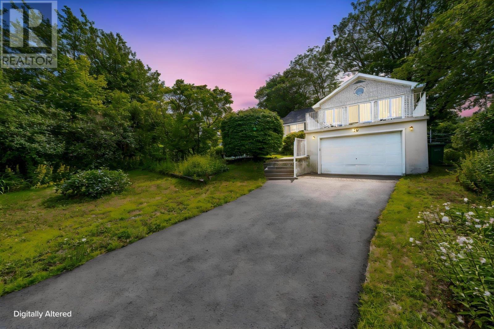 15 Oakdale Crescent, Dartmouth, Nova Scotia
