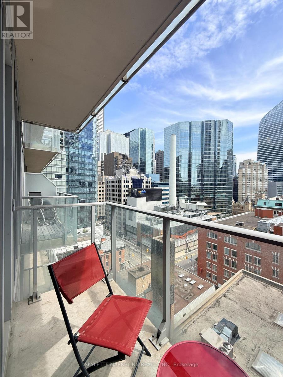 1203 - 126 Simcoe Street, Toronto, Ontario M5H 4E6 - Photo 23 - C13654828