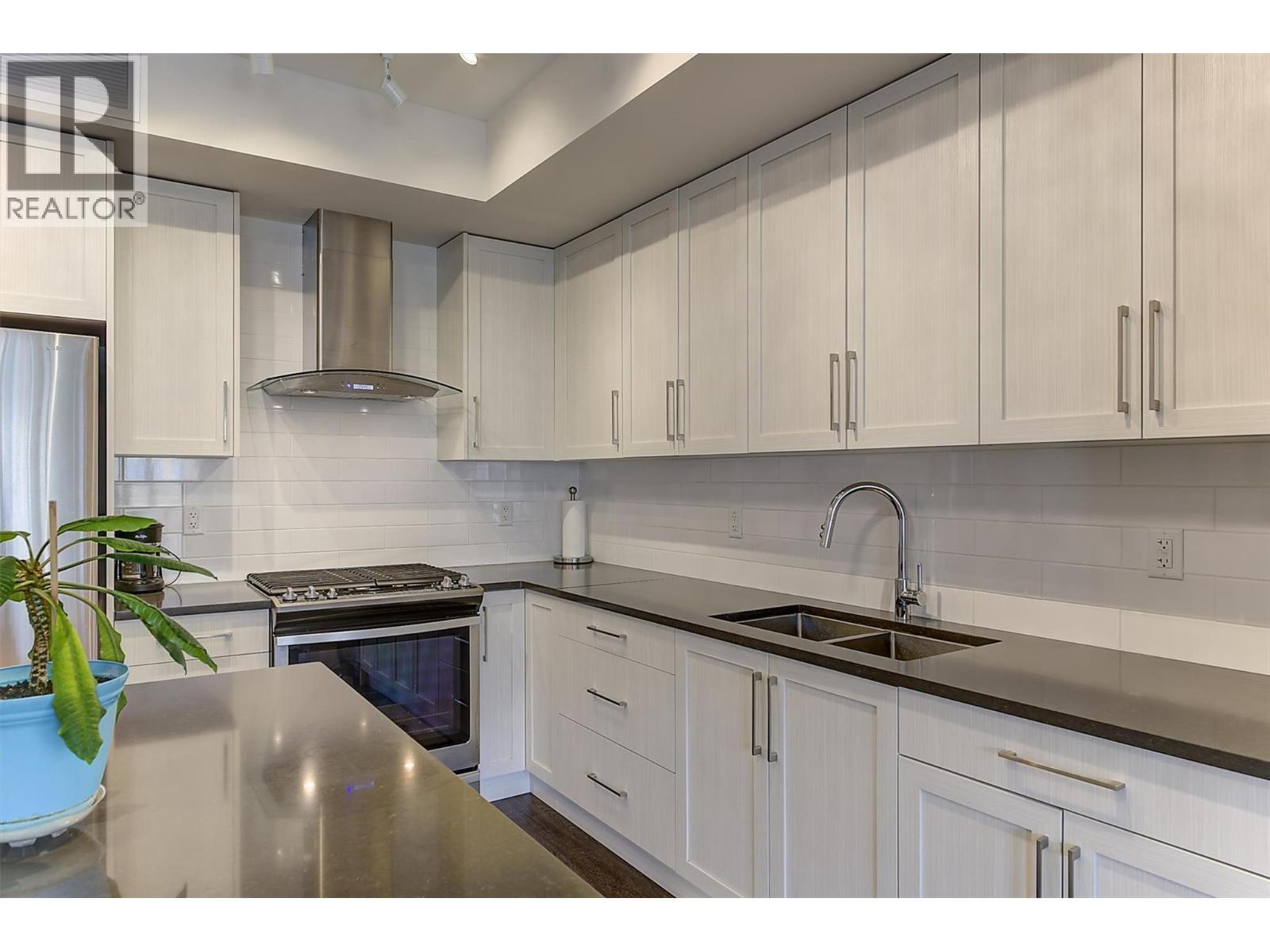 4380 Lakeshore Road Unit# 225, Kelowna, British Columbia  V1W 5N3 - Photo 7 - 10396122