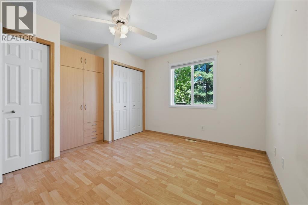 112 Dovista Court SE, Calgary, Alberta  T2B 3P4 - Photo 15 - A2324405