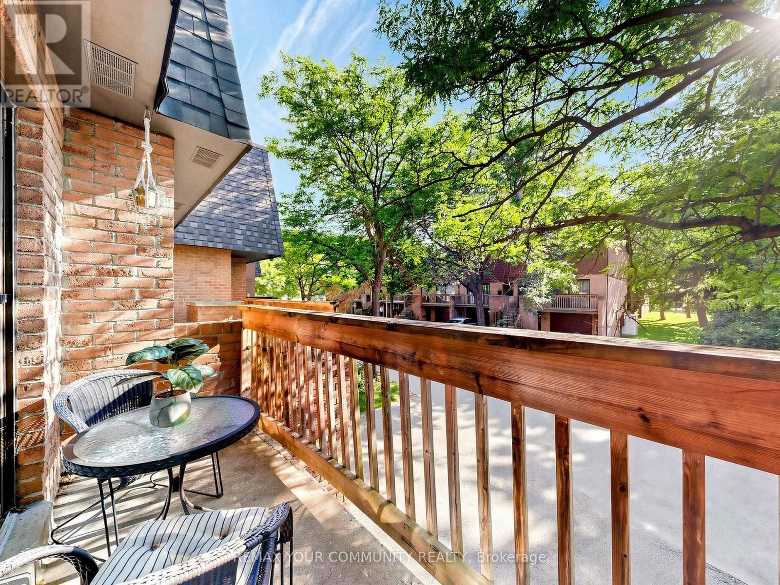16 - 72 Ashglen Way, Markham, Ontario  L3R 3A7 - Photo 12 - N13512990