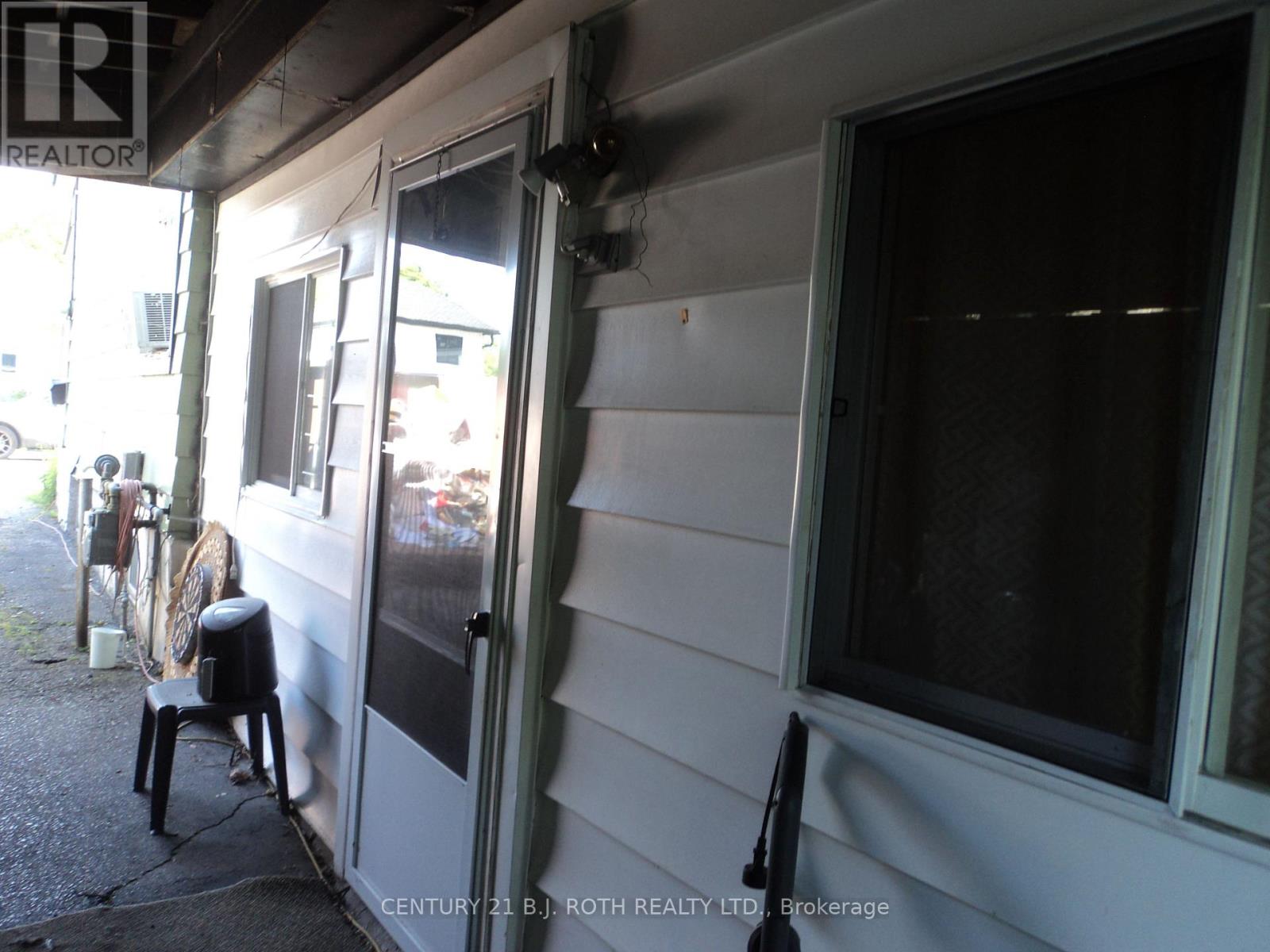 137 Dufferin Street, Orillia, Ontario  L3V 5T1 - Photo 7 - S13654852