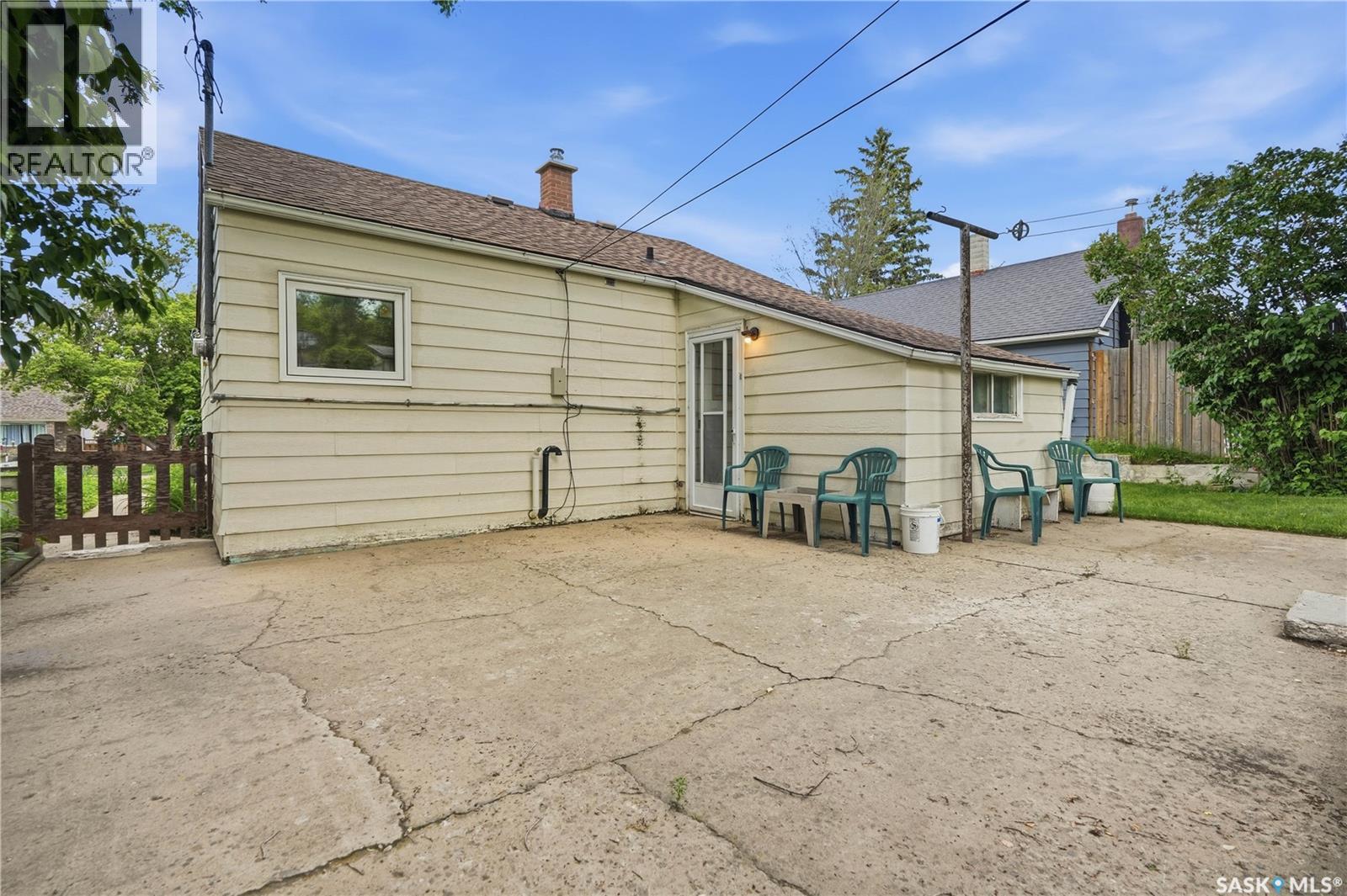 75 Iroquois Street W, Moose Jaw, Saskatchewan  S6H 5A4 - Photo 23 - SK044875