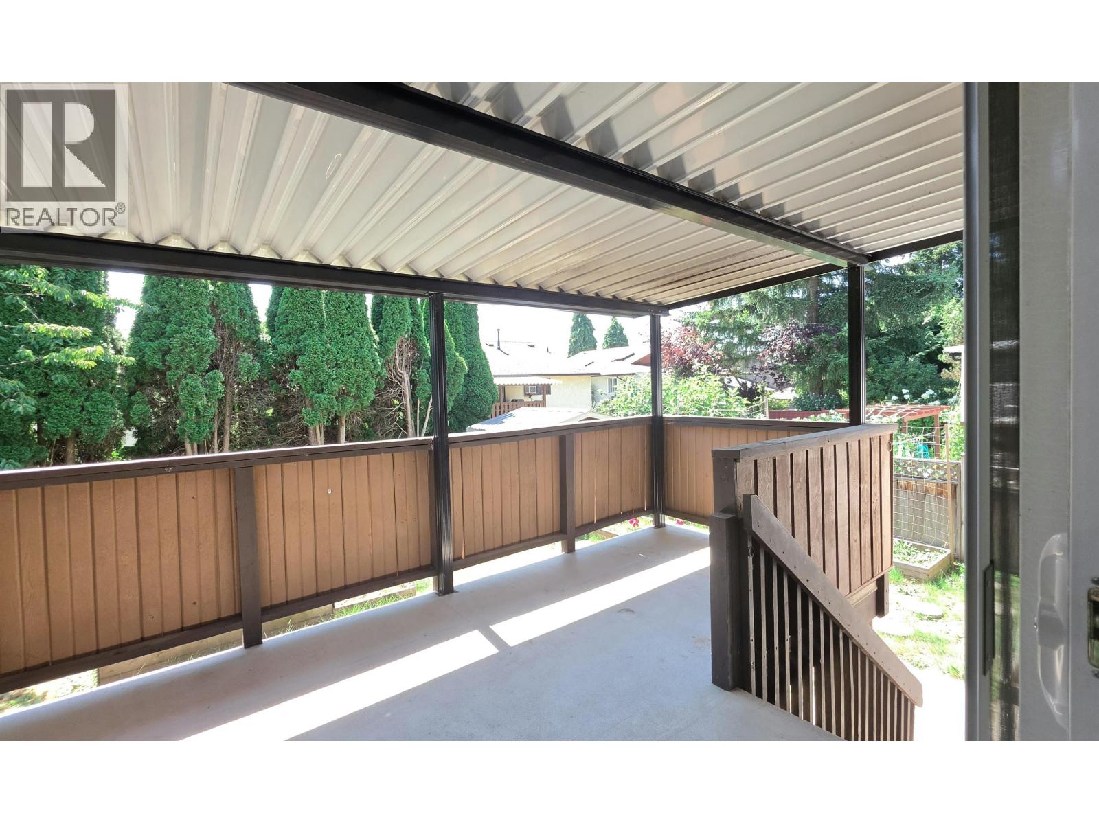 3220 Harwood Avenue, Coquitlam, British Columbia  V3E 1T8 - Photo 10 - R3149123