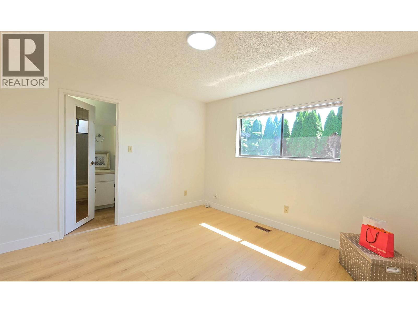 3220 Harwood Avenue, Coquitlam, British Columbia  V3E 1T8 - Photo 16 - R3149123