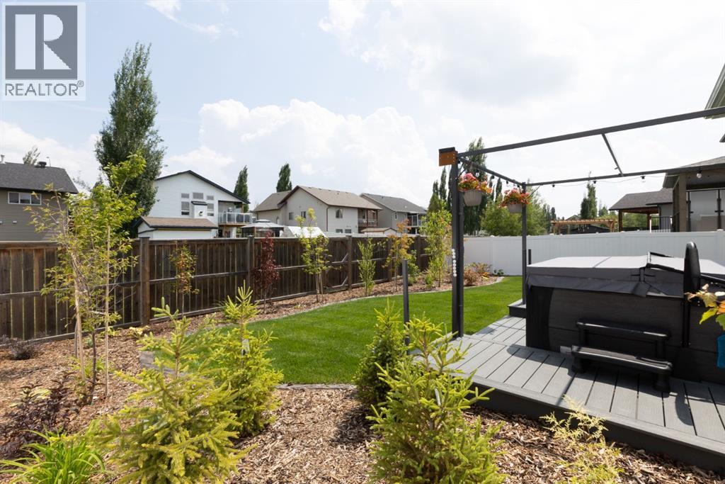 22 Napoleon Meadows Way, Innisfail, Alberta  T4G 0N6 - Photo 12 - A2328524