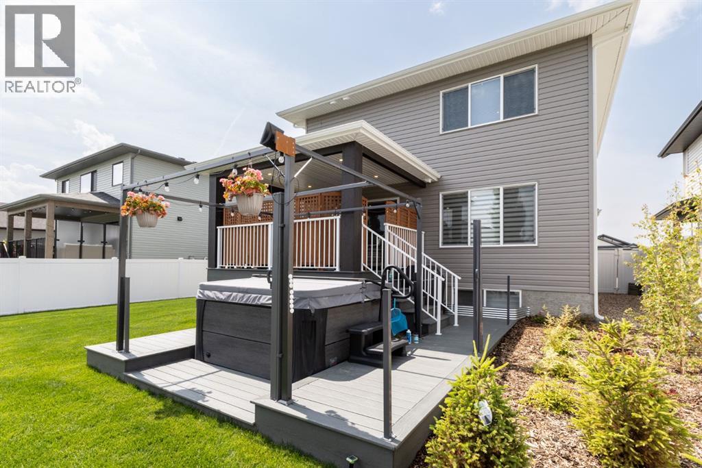 22 Napoleon Meadows Way, Innisfail, Alberta  T4G 0N6 - Photo 11 - A2328524