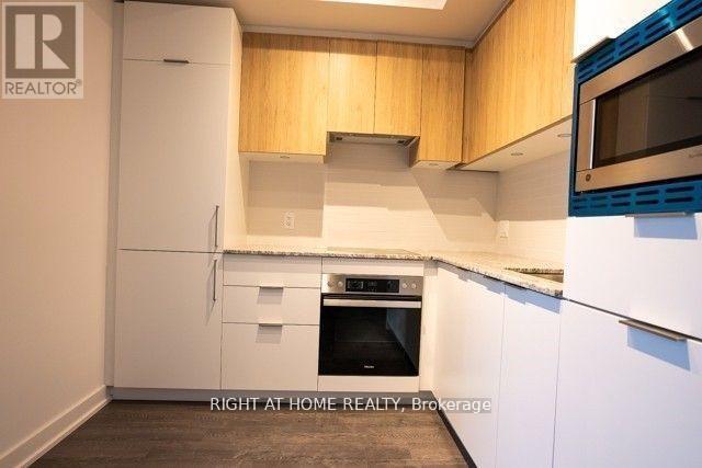 329 - 20 O'neill Road, Toronto, Ontario  M3C 3M9 - Photo 4 - C13572730