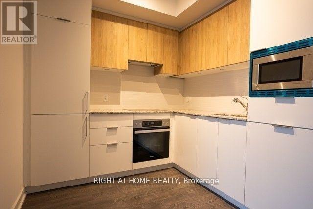 329 - 20 O'neill Road, Toronto, Ontario  M3C 3M9 - Photo 2 - C13572730