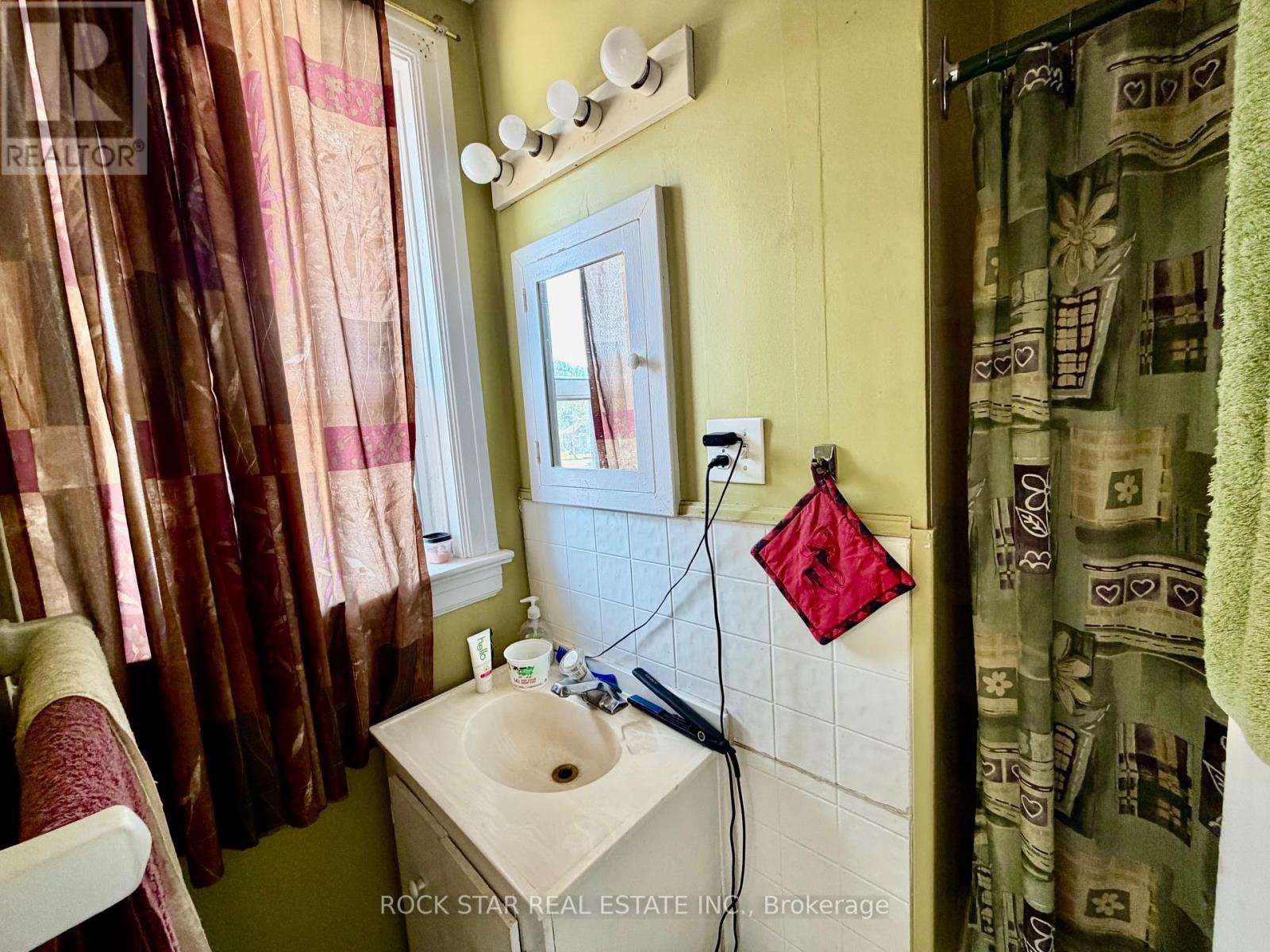 135 Sherwood Drive, Brantford, Ontario  N3T 1N8 - Photo 36 - X13654870