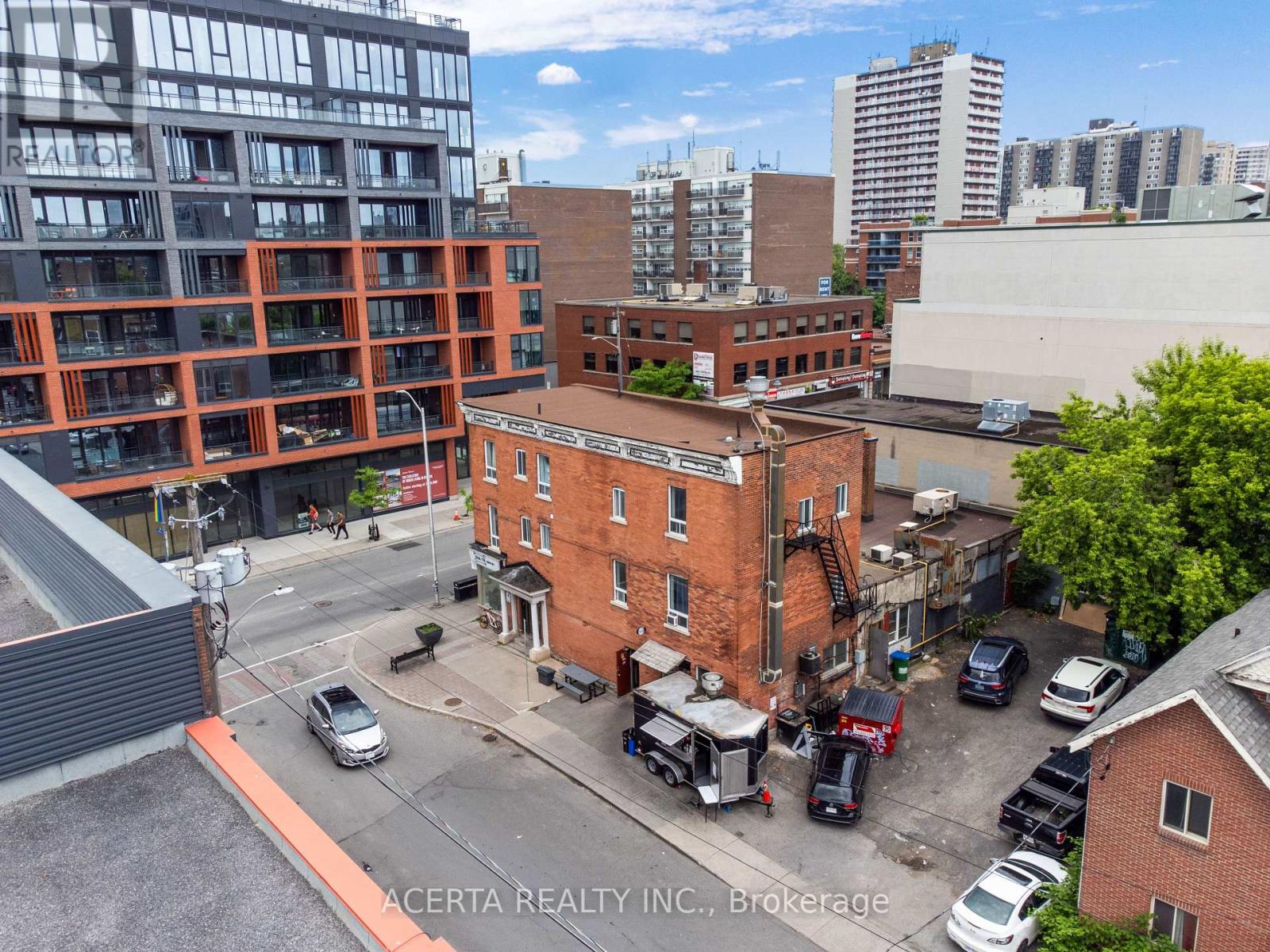 399 Bank Street, Ottawa, Ontario  K2P 1Y3 - Photo 3 - X13654876