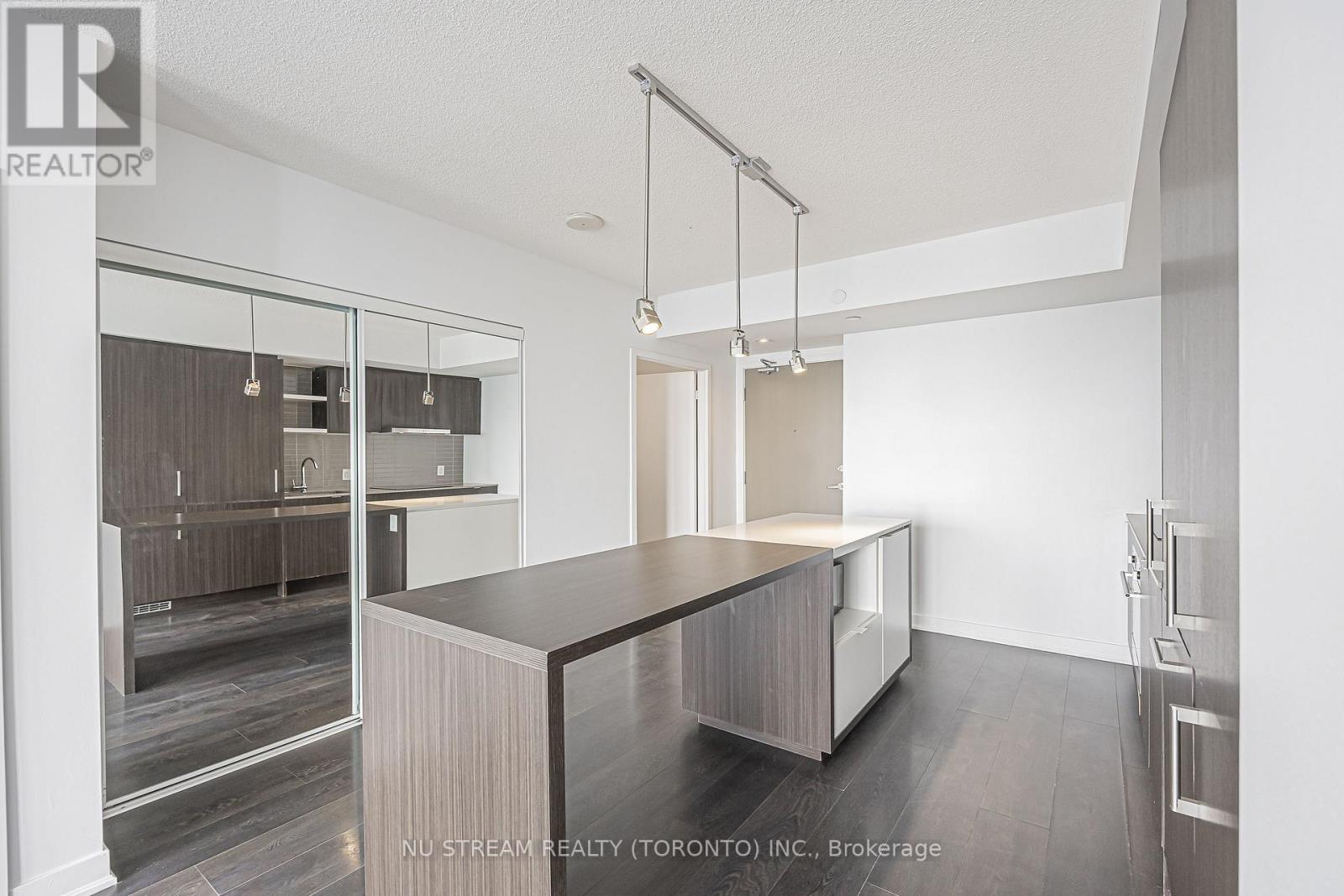 4109 - 88 Harbour Street, Toronto, Ontario  M5J 1B7 - Photo 12 - C13654888