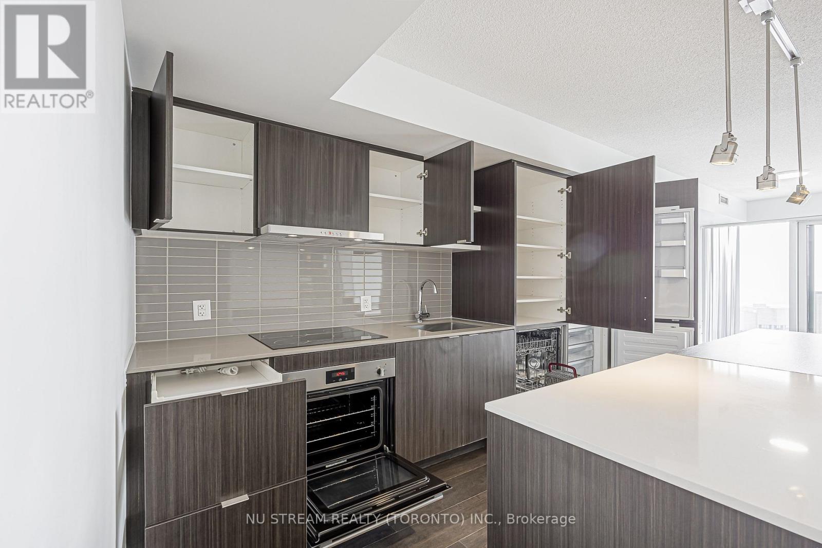 4109 - 88 Harbour Street, Toronto, Ontario  M5J 1B7 - Photo 16 - C13654888