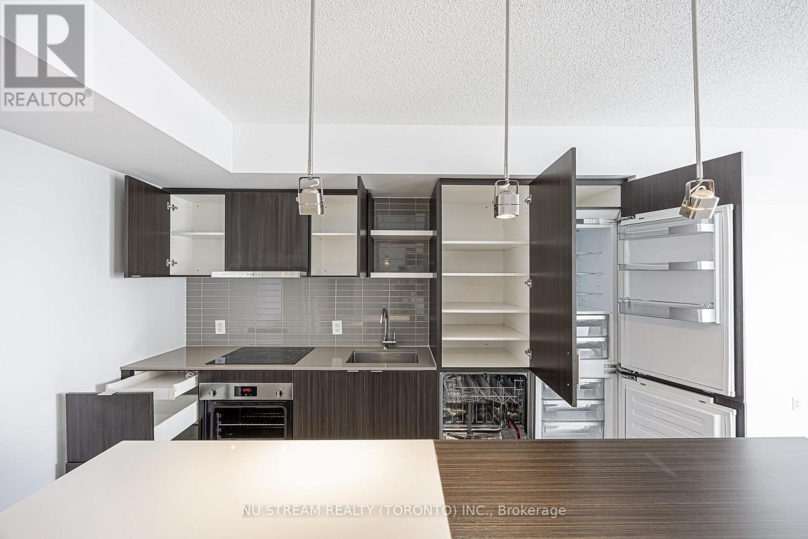 4109 - 88 Harbour Street, Toronto, Ontario  M5J 1B7 - Photo 17 - C13654888