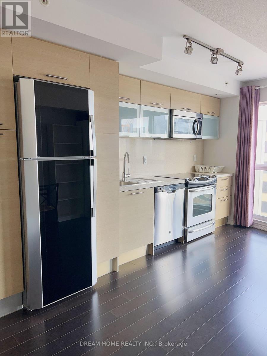 1806 - 386 Yonge Street, Toronto, Ontario  M5B 0A5 - Photo 2 - C13654894