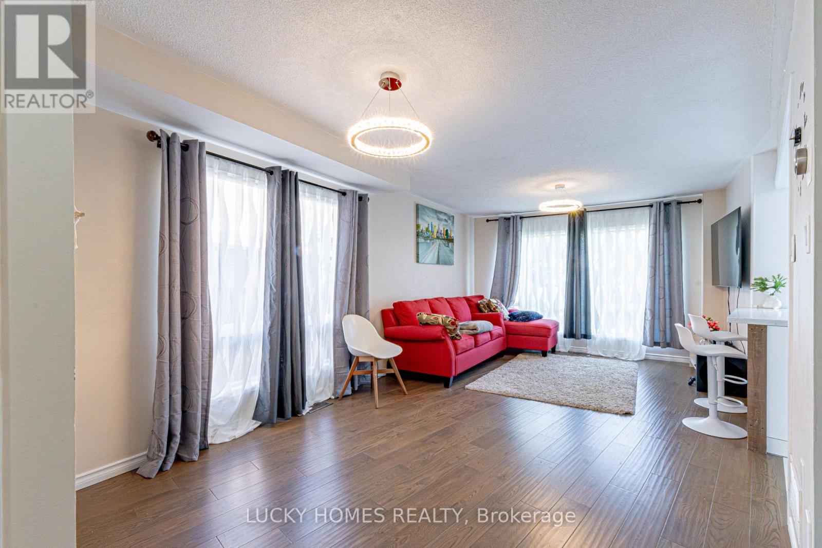65 Lyfytt Crescent, Barrie, Ontario  L4N 7X5 - Photo 4 - S13654892