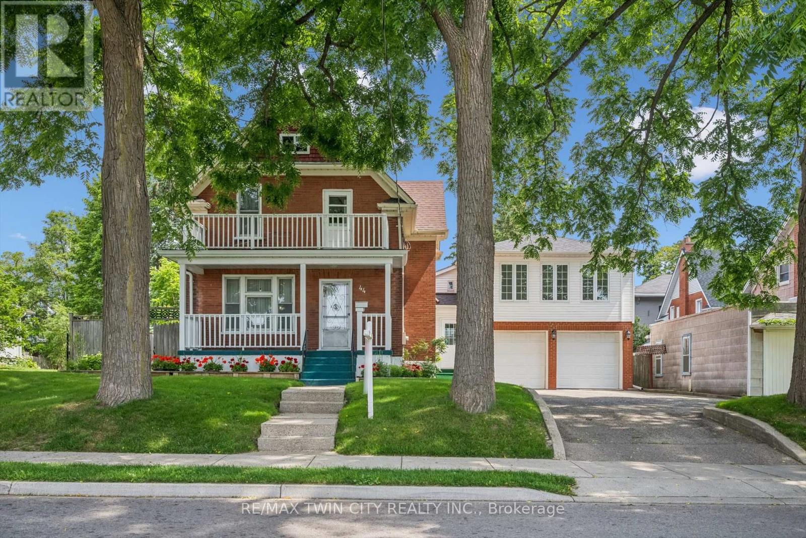 44 WALTER STREET, Kitchener, Ontario