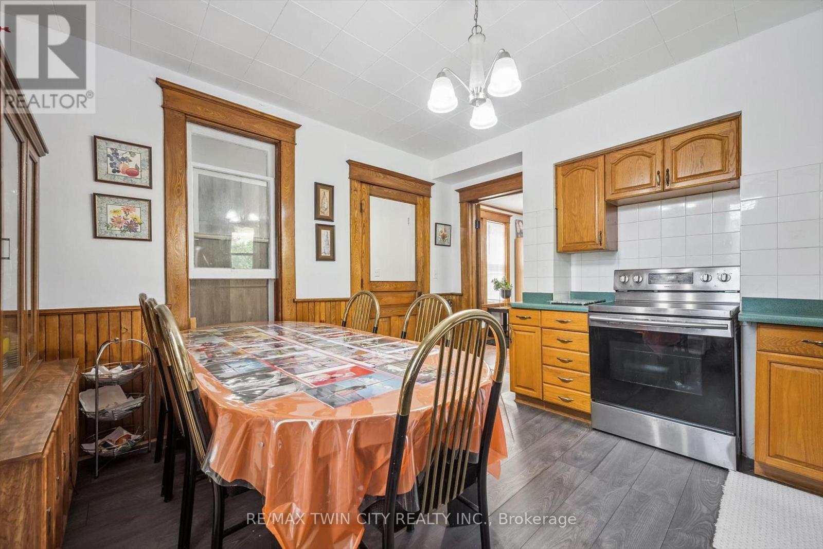 44 Walter Street, Kitchener, Ontario  N2G 1S1 - Photo 12 - X13654896