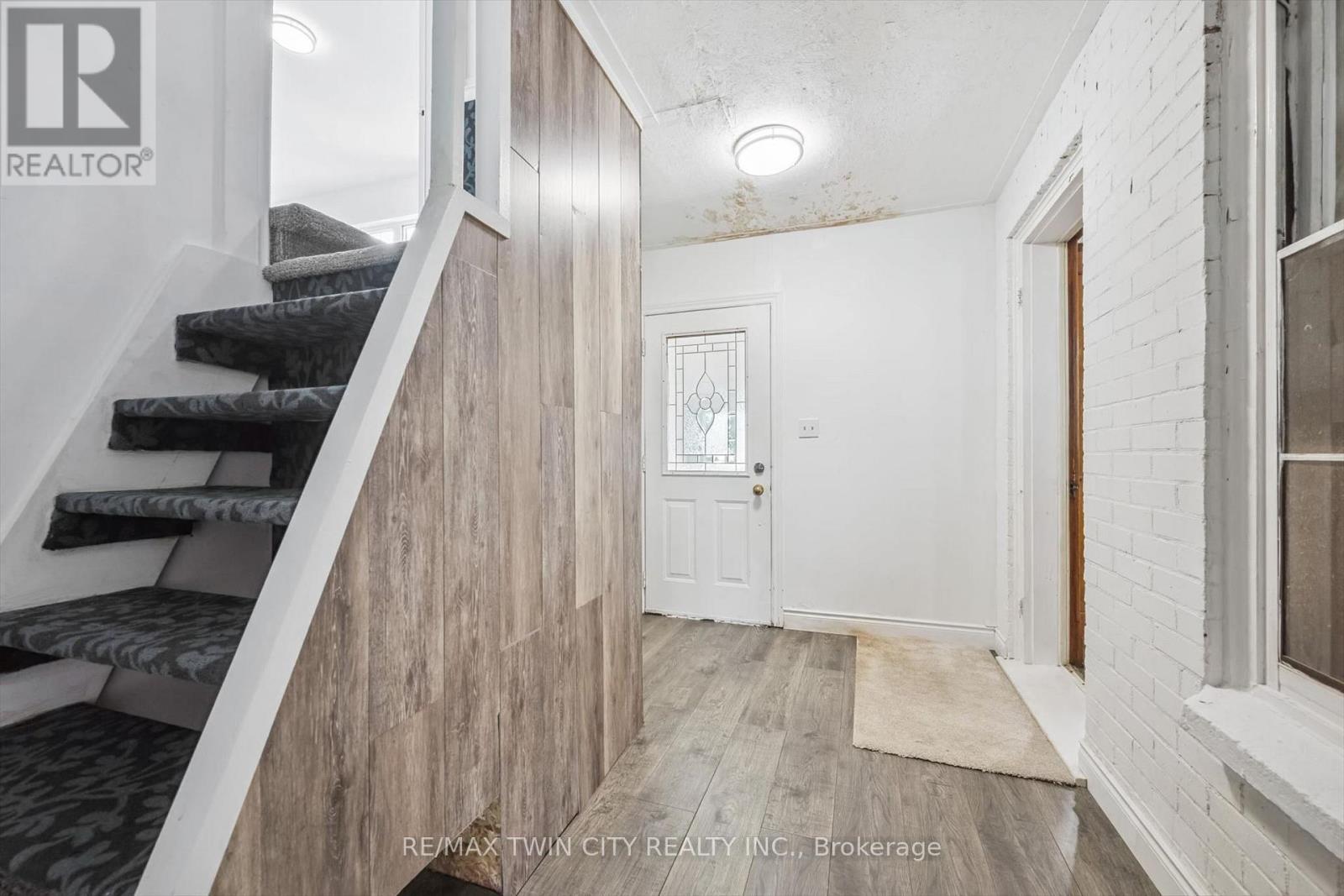 44 Walter Street, Kitchener, Ontario  N2G 1S1 - Photo 15 - X13654896