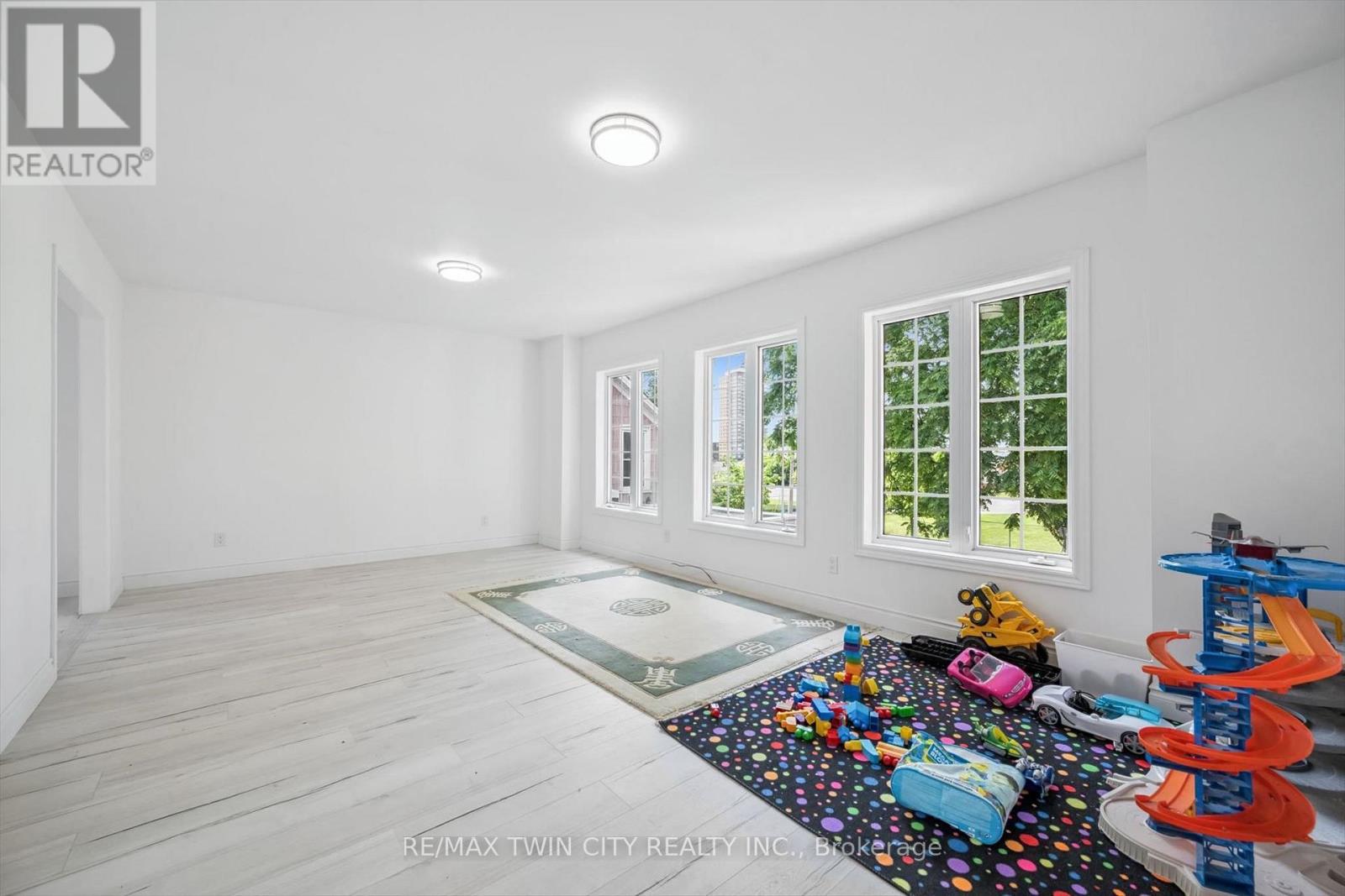 44 Walter Street, Kitchener, Ontario  N2G 1S1 - Photo 16 - X13654896