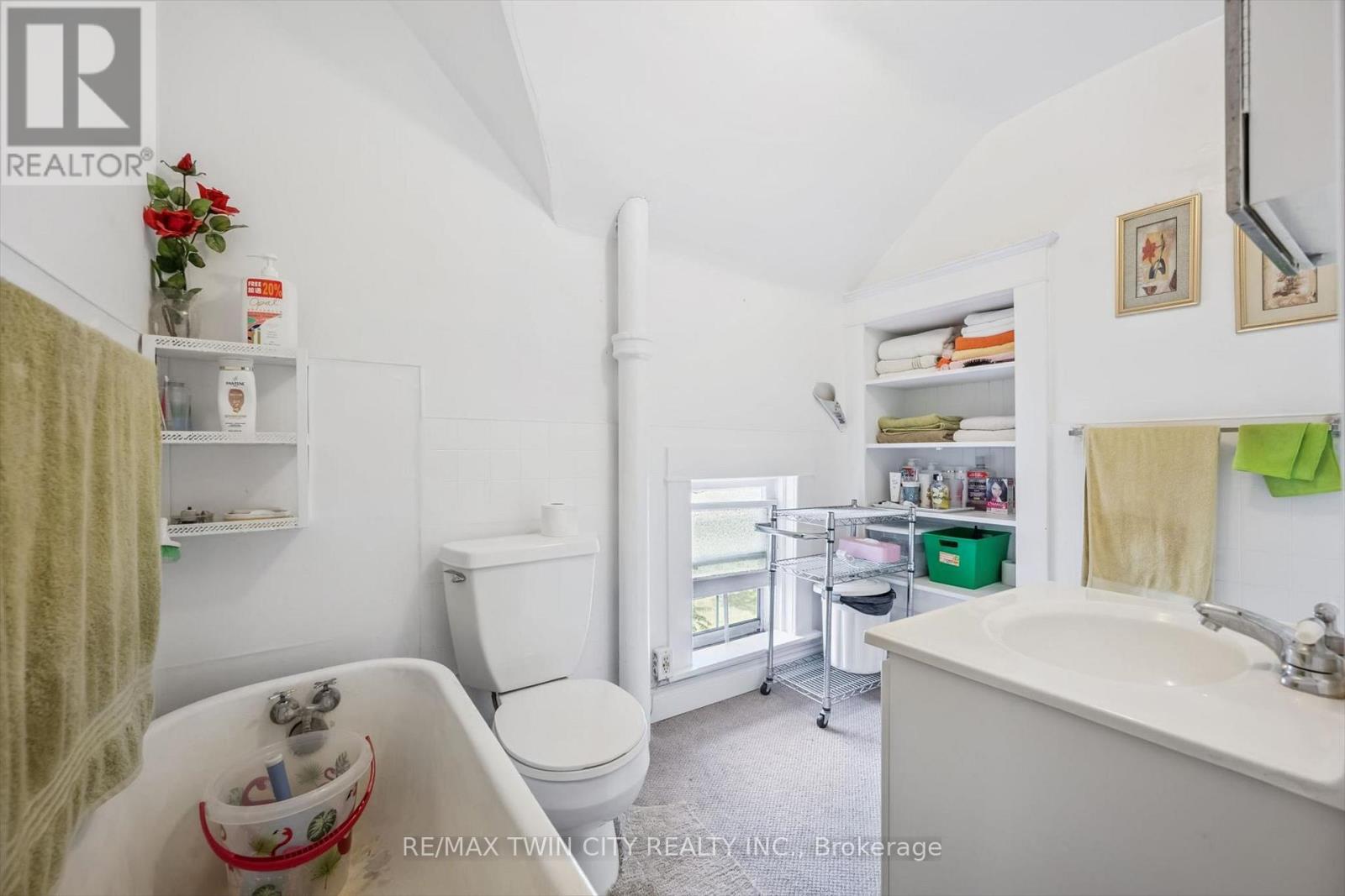 44 Walter Street, Kitchener, Ontario  N2G 1S1 - Photo 29 - X13654896