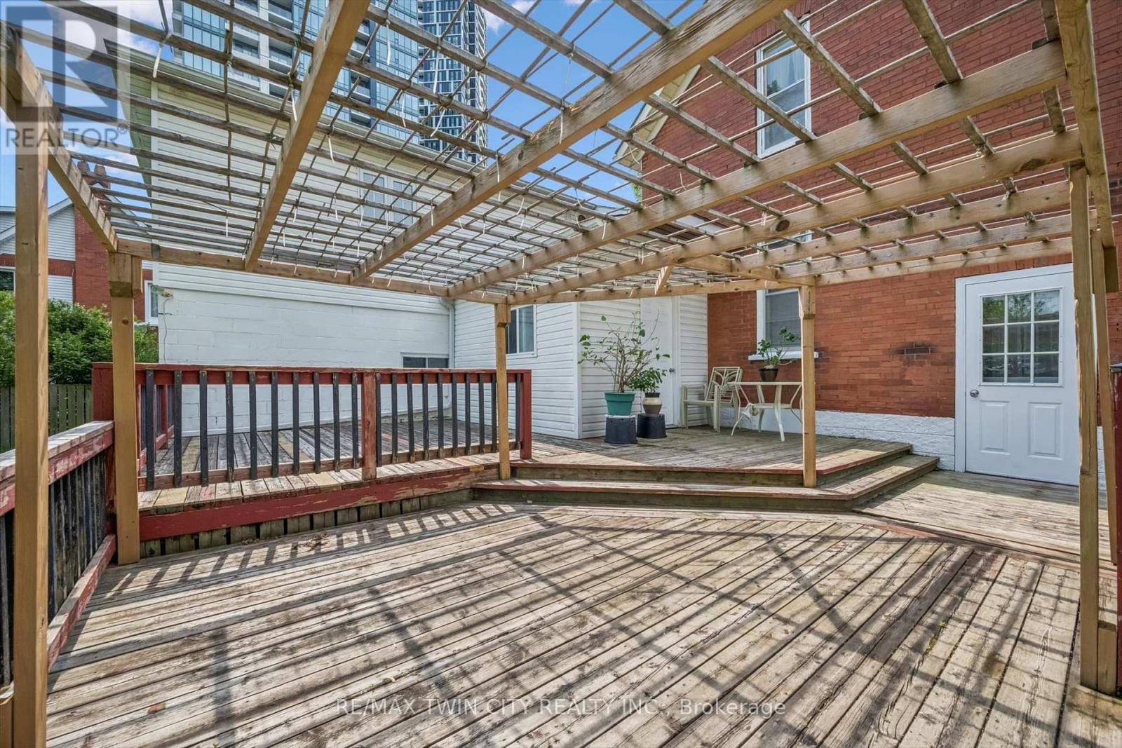 44 Walter Street, Kitchener, Ontario  N2G 1S1 - Photo 38 - X13654896