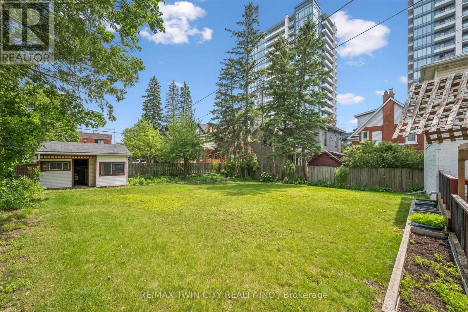 44 Walter Street, Kitchener, Ontario  N2G 1S1 - Photo 39 - X13654896