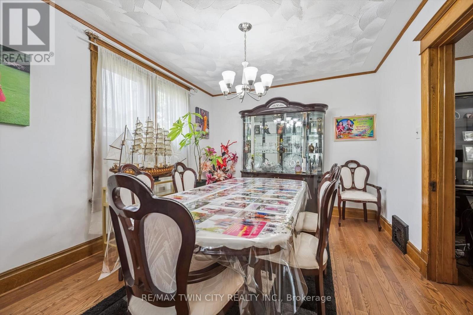 44 Walter Street, Kitchener, Ontario  N2G 1S1 - Photo 7 - X13654896
