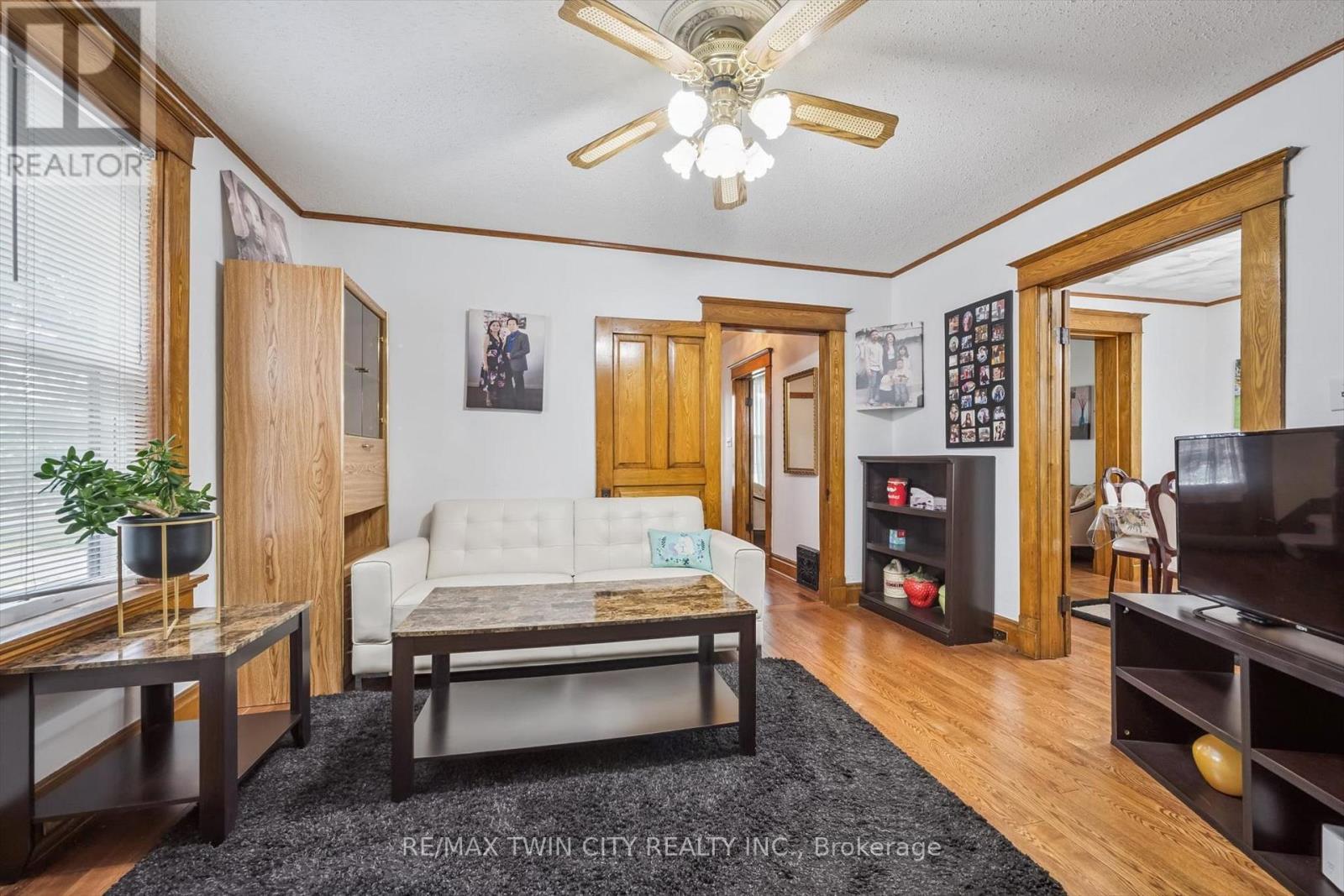 44 Walter Street, Kitchener, Ontario  N2G 1S1 - Photo 9 - X13654896