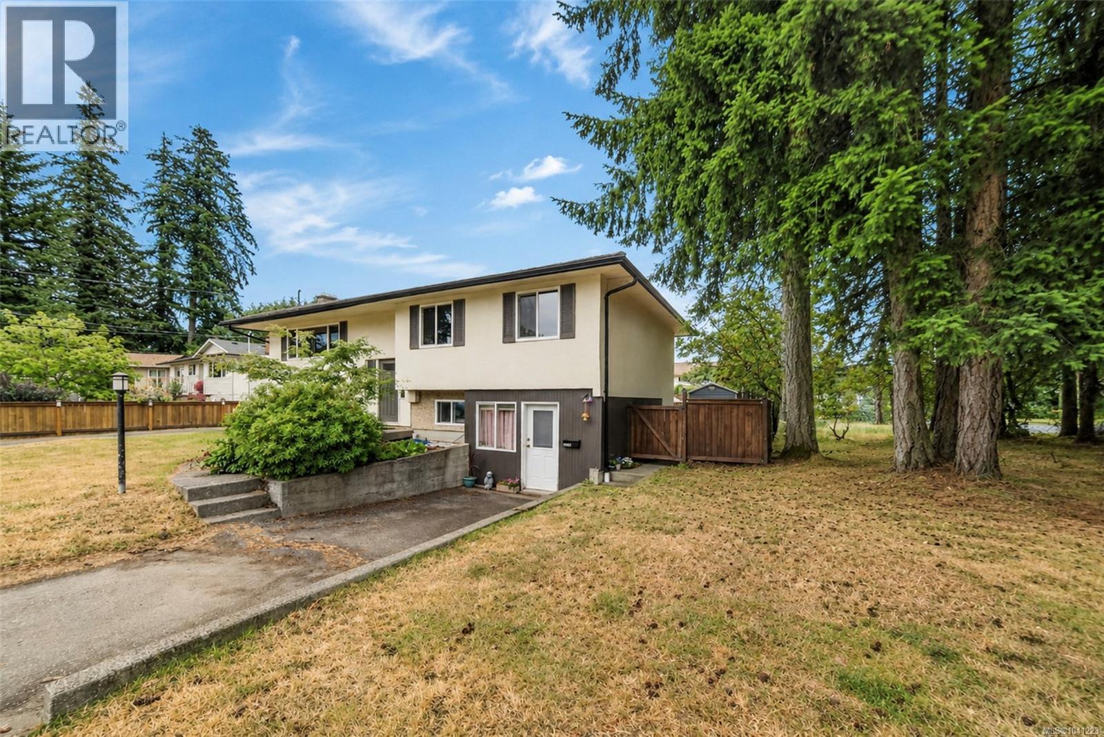 3023 Freethy Pl, Colwood, British Columbia  V9B 2H3 - Photo 2 - 1041223