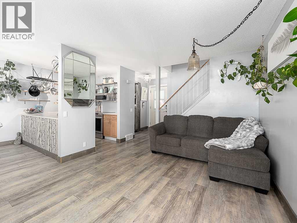 5, 93 Grier Place NE, Calgary, Alberta  T2K 5Y5 - Photo 6 - A2329346