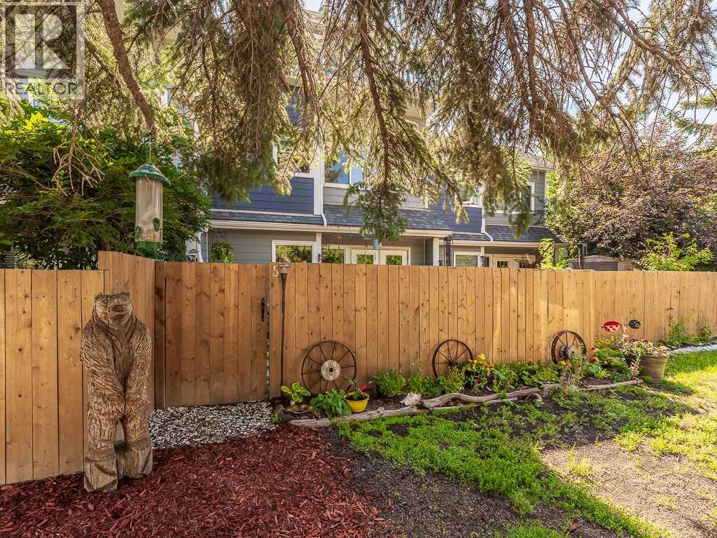 5, 93 Grier Place NE, Calgary, Alberta  T2K 5Y5 - Photo 4 - A2329346