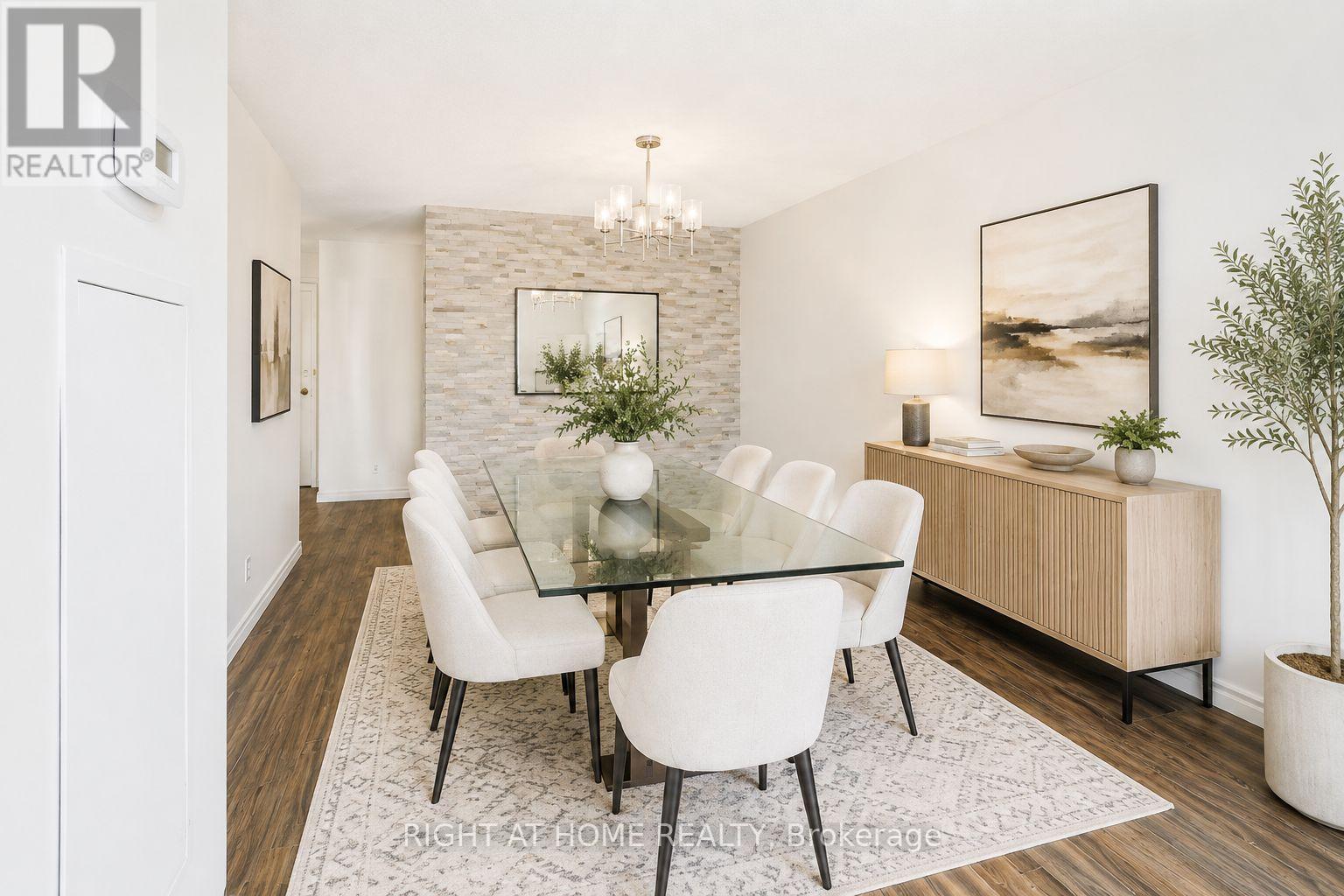 912 - 4 Park Vista Drive, Toronto, Ontario  M4B 3M8 - Photo 9 - E13654930