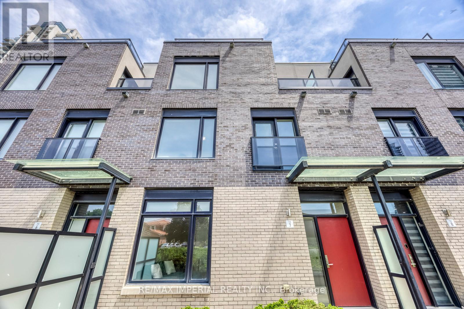 7 - 4020 PARKSIDE VILLAGE DRIVE, Mississauga, Ontario